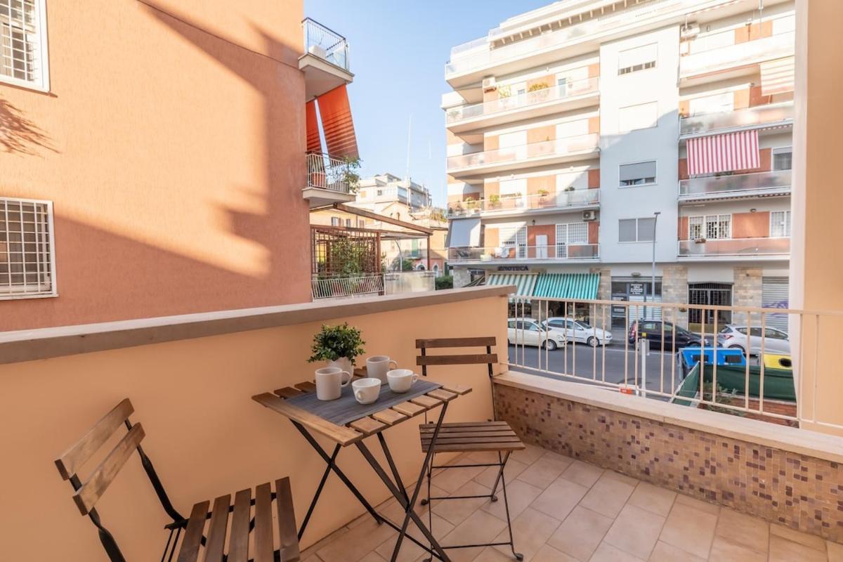 San Pietro Luminoso E Moderno Apartment