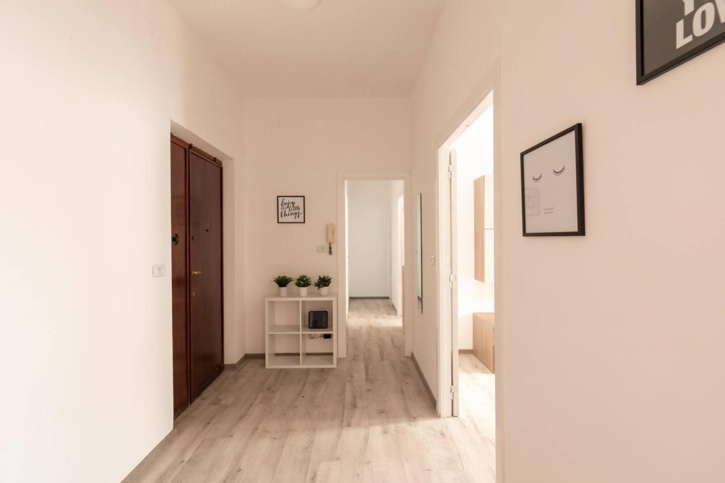 San Pietro Luminoso E Moderno Apartment *